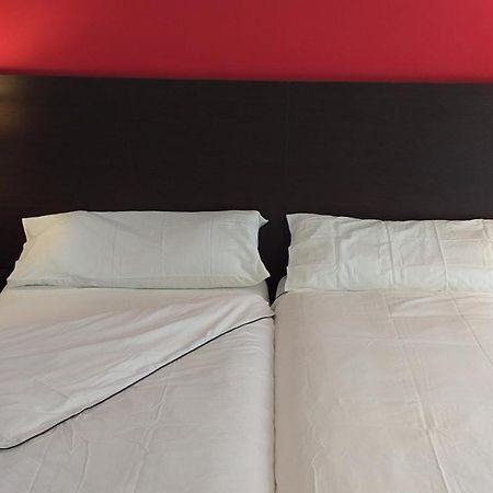 Hostal Meson De Paco Cariñena Zewnętrze zdjęcie