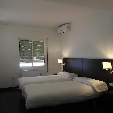 Hostal Meson De Paco Cariñena Zewnętrze zdjęcie