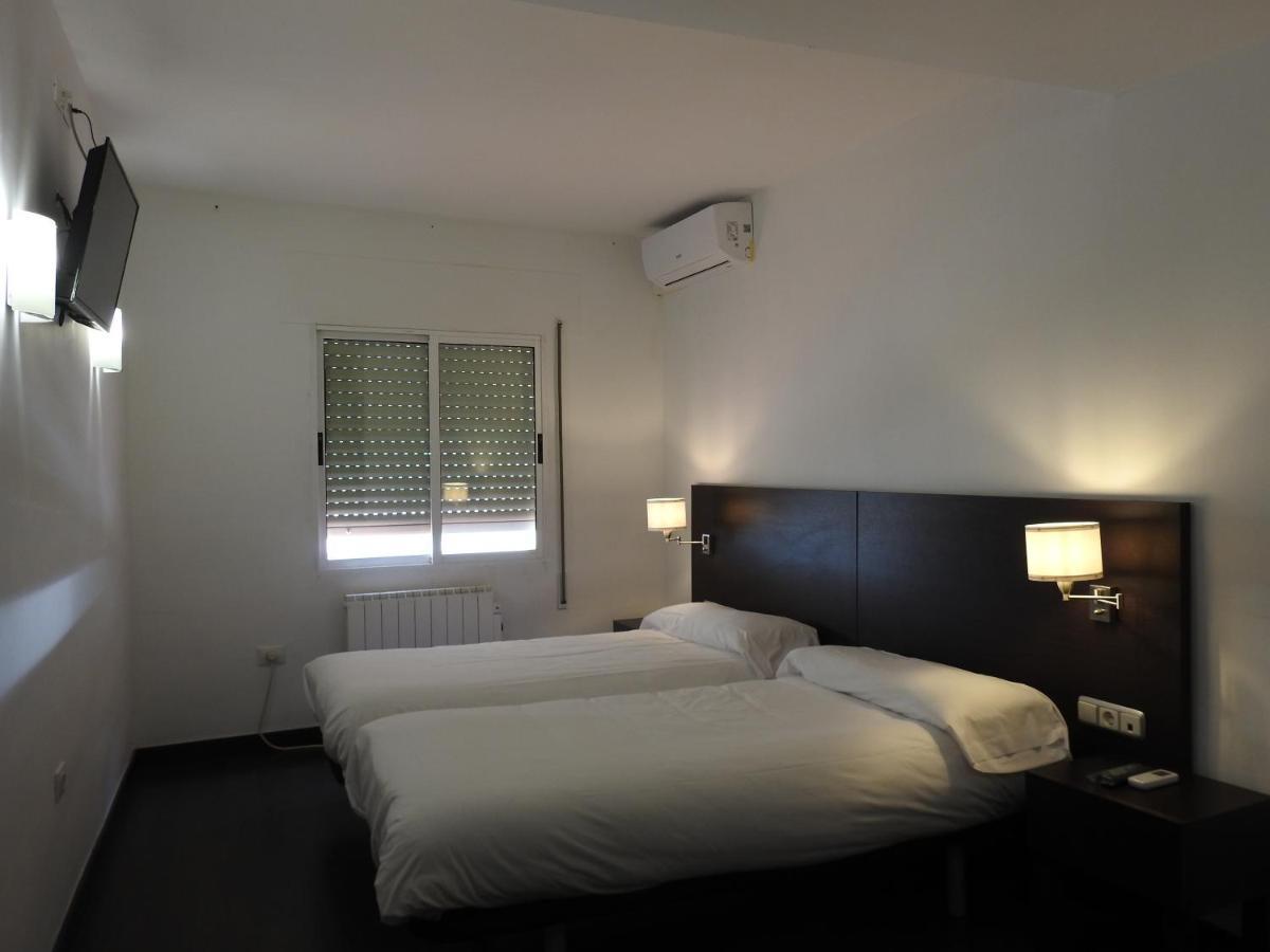 Hostal Meson De Paco Cariñena Zewnętrze zdjęcie
