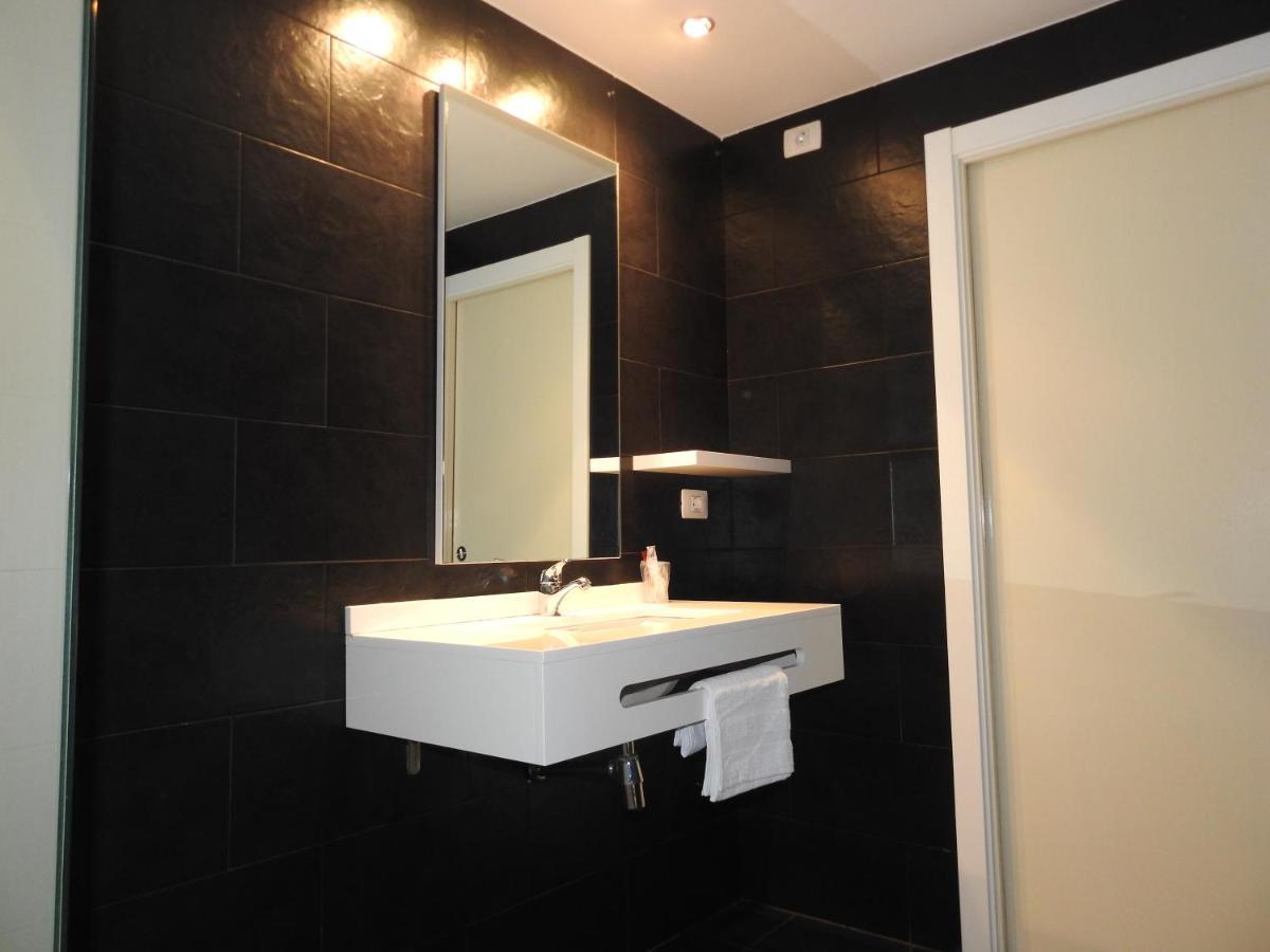 Hostal Meson De Paco Cariñena Zewnętrze zdjęcie
