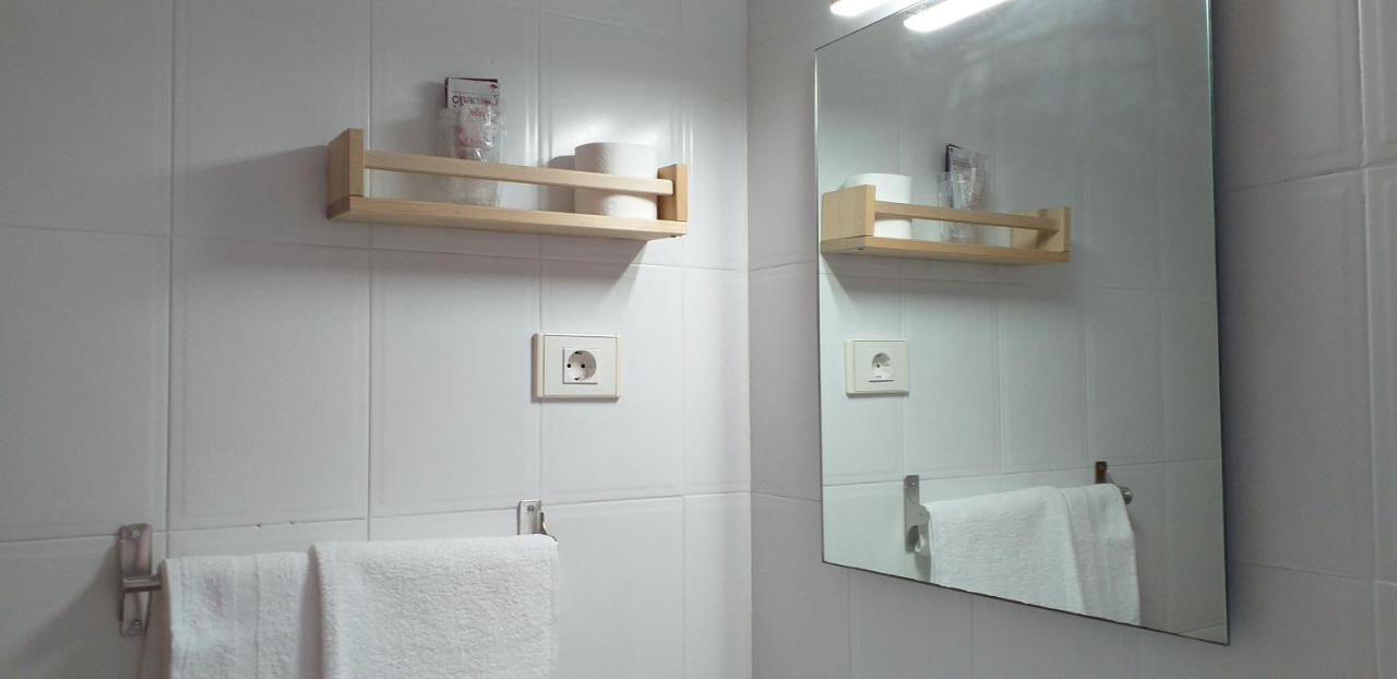 Hostal Meson De Paco Cariñena Zewnętrze zdjęcie