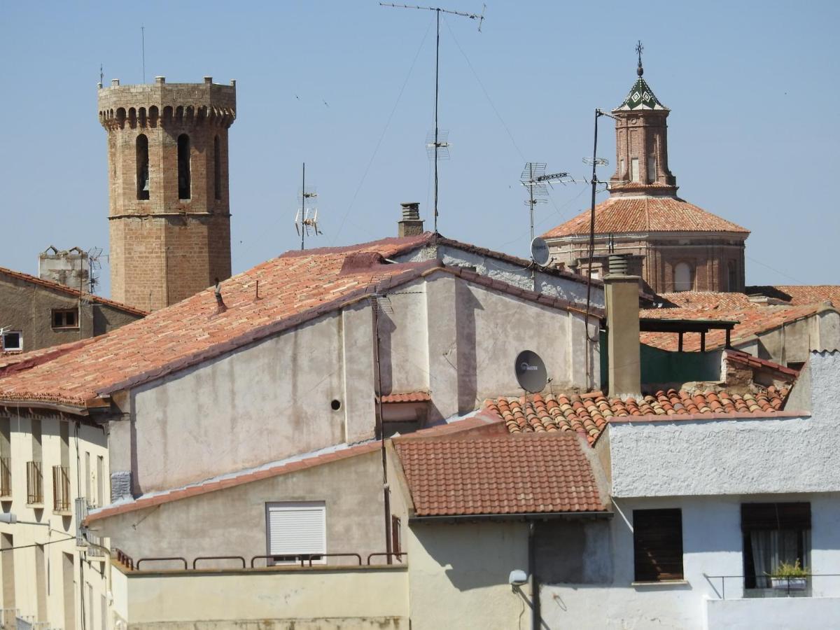 Hostal Meson De Paco Cariñena Zewnętrze zdjęcie